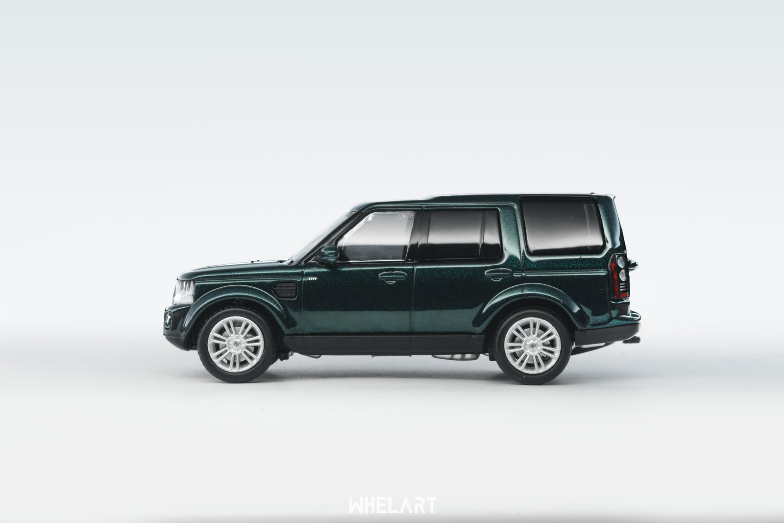 1:64 LAND ROVER DISCOVERY4 green