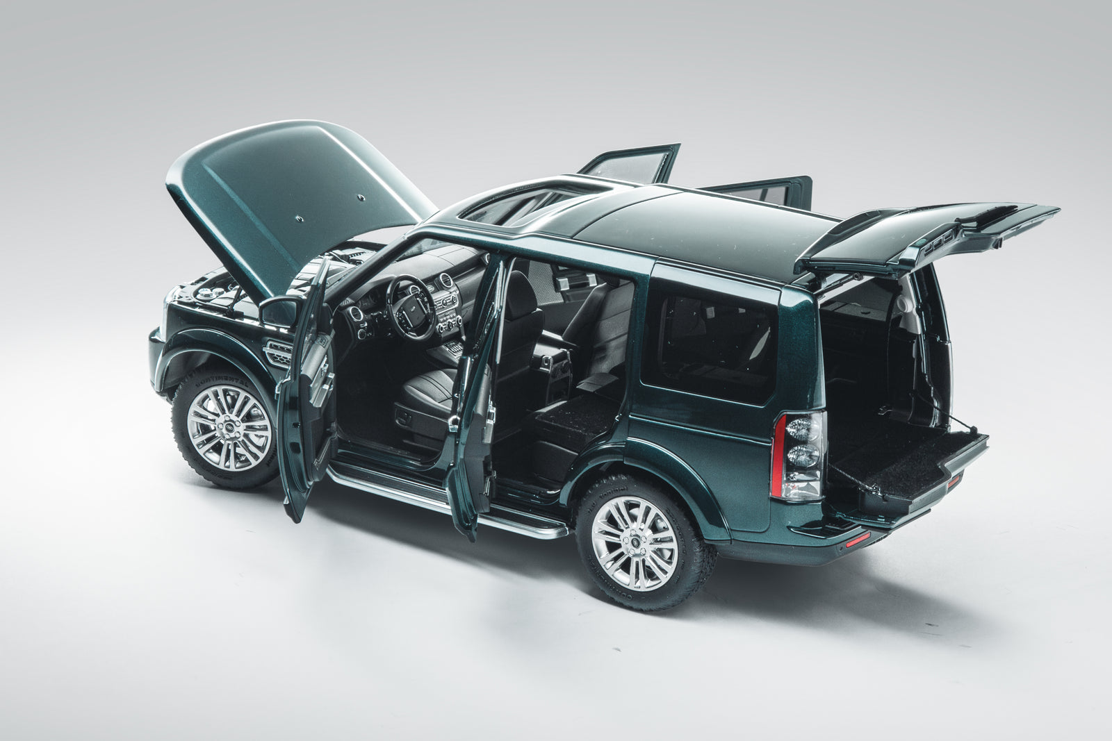 1:18 LAND ROVER DISCOVERY4 2014 green