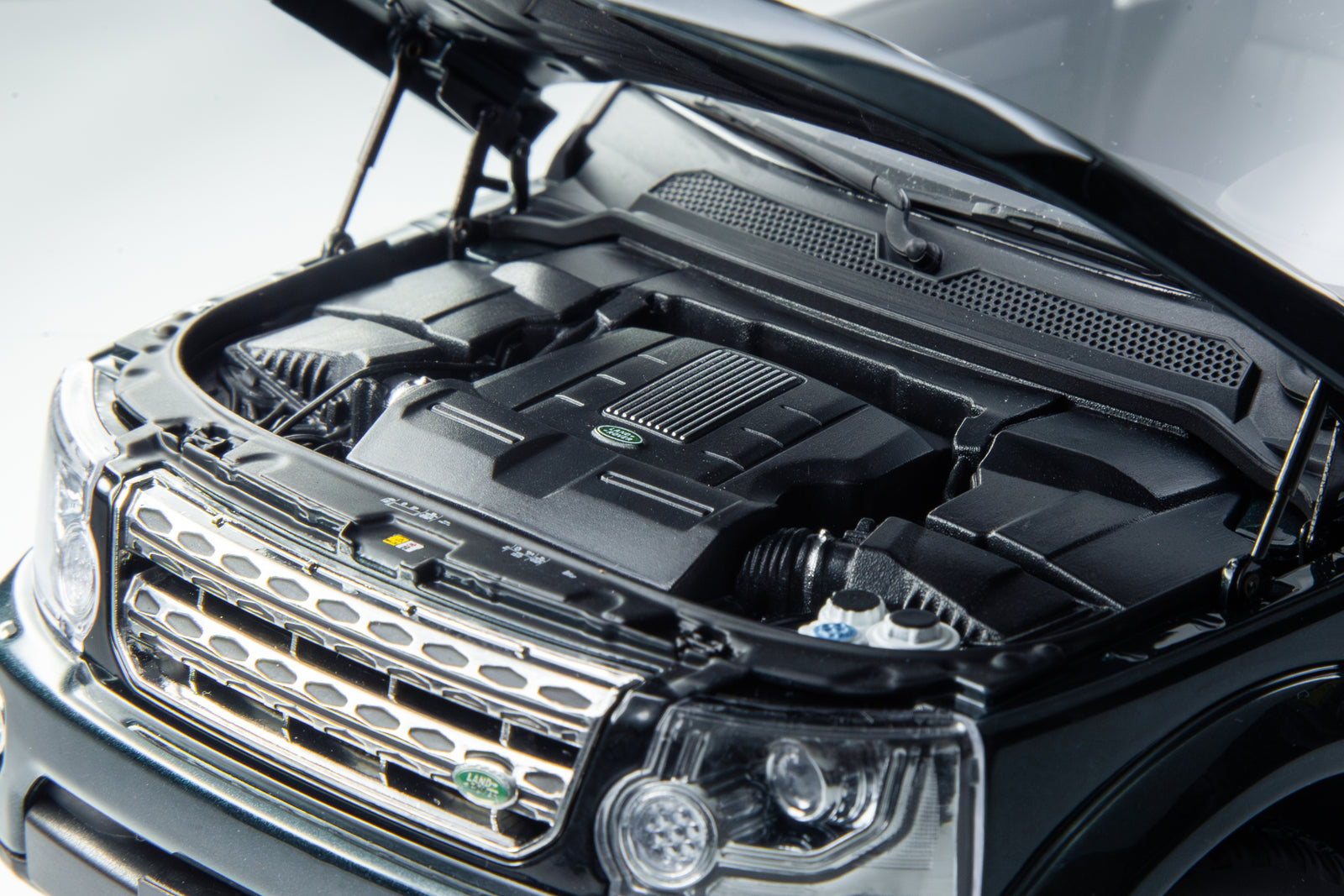 1:18 LAND ROVER DISCOVERY4 2014 green