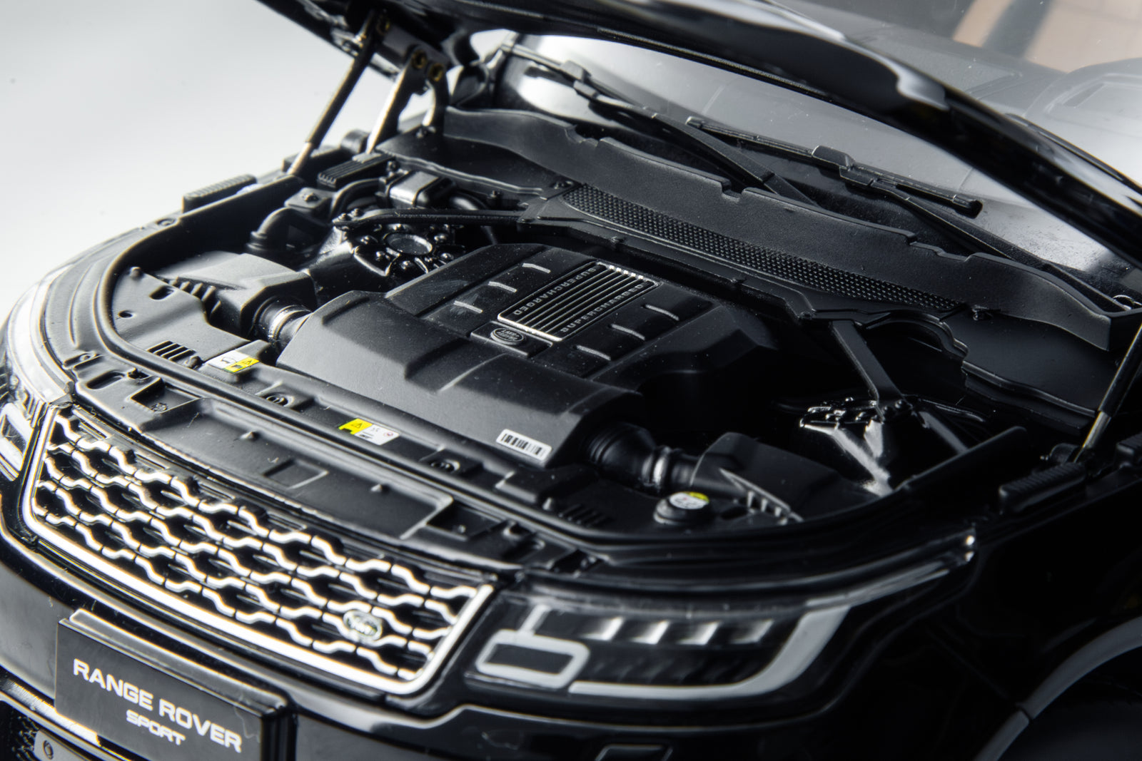 1:18 RANGE ROVER SPORT 2018 black