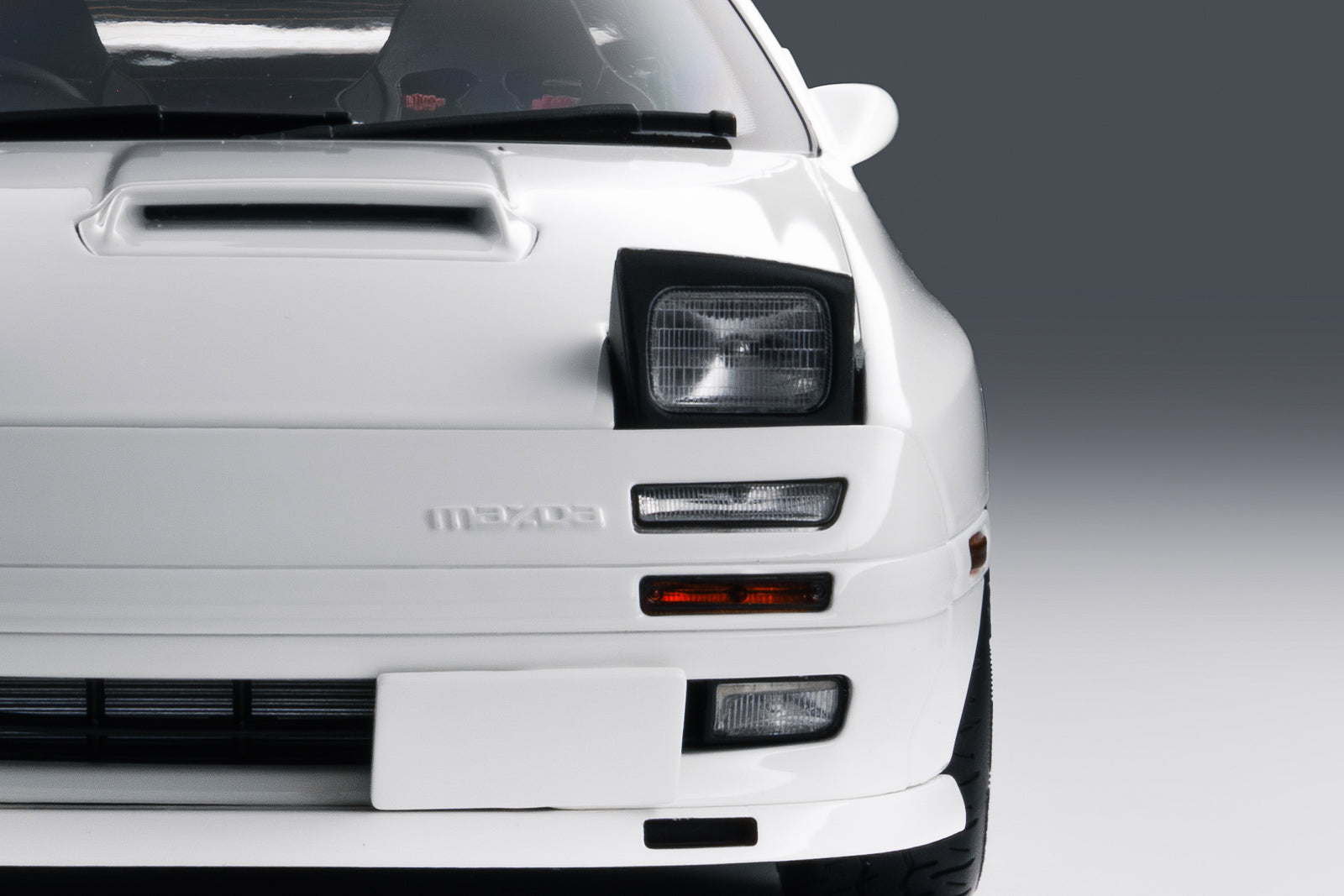 1:18 Mazda RX-7 FC3S Initial D
